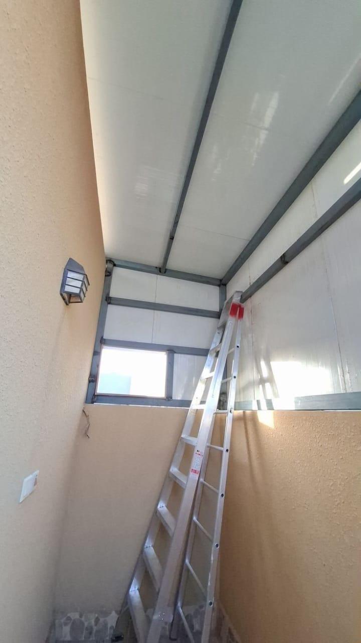 ساندوتش بانل في جدة